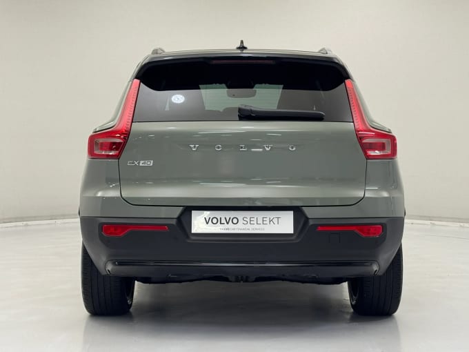 2024 Volvo Ex40