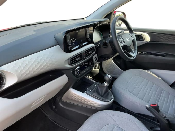 2025 Hyundai I10