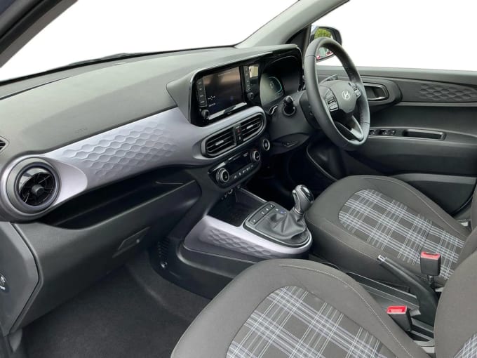 2024 Hyundai I10
