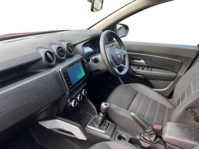 2022 Dacia Duster