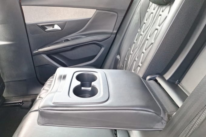 2018 Peugeot 3008