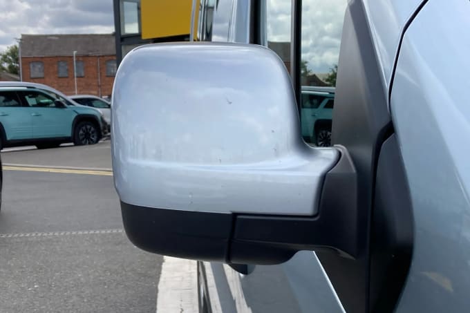 2023 Renault Trafic