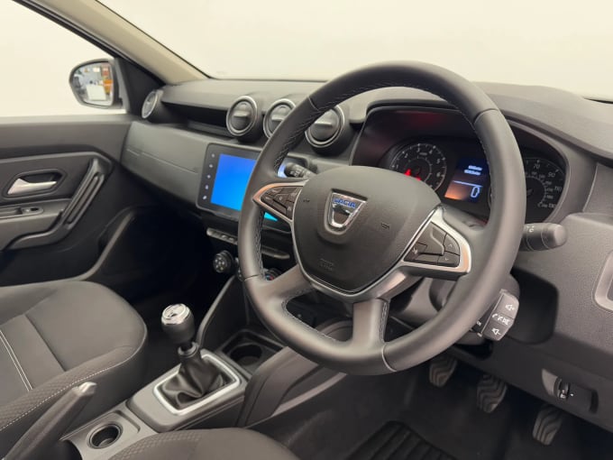 2022 Dacia Duster