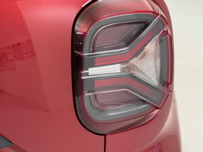2022 Dacia Duster
