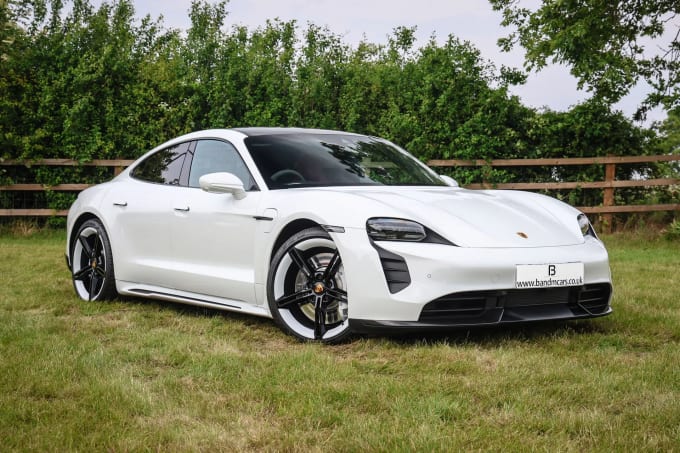 2022 Porsche Taycan