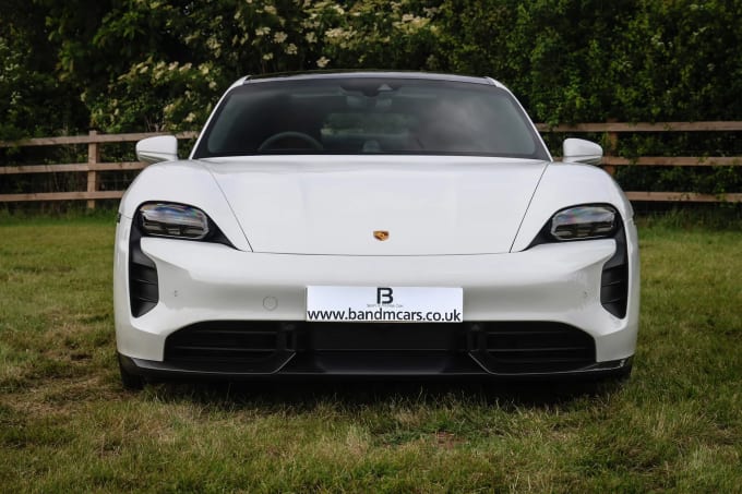 2022 Porsche Taycan