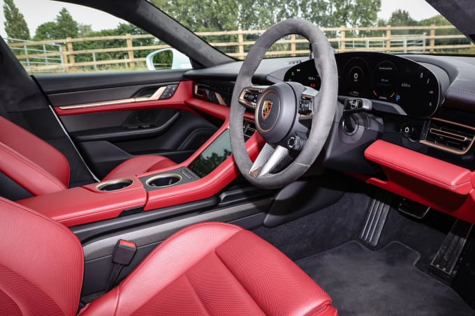 2022 Porsche Taycan