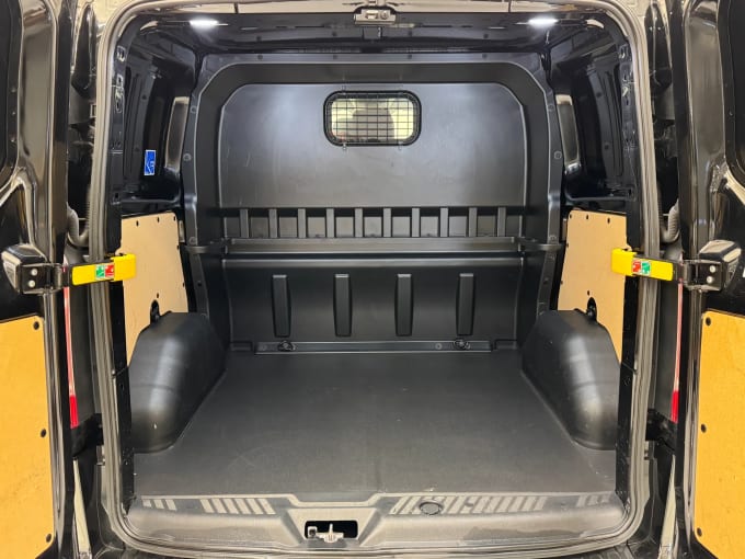 2022 Ford Transit Custom