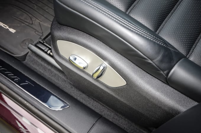 2023 Porsche Macan