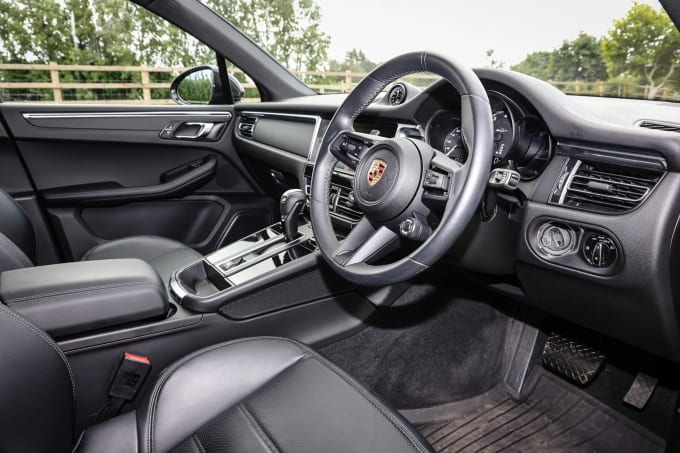 2023 Porsche Macan