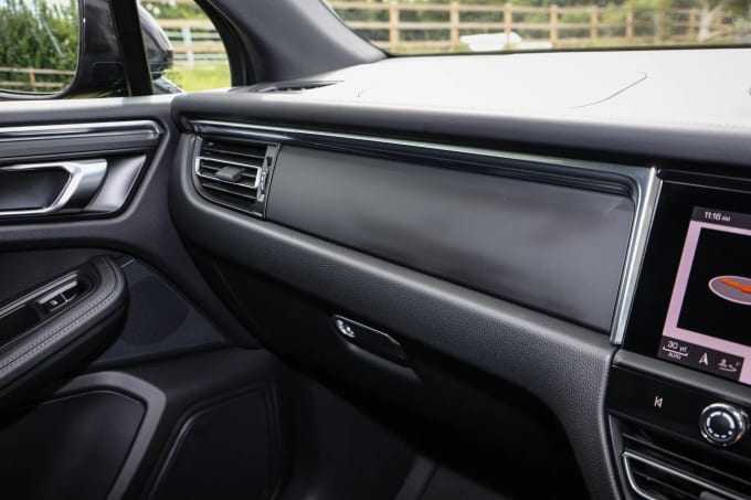 2023 Porsche Macan