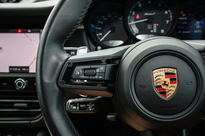 2023 Porsche Macan