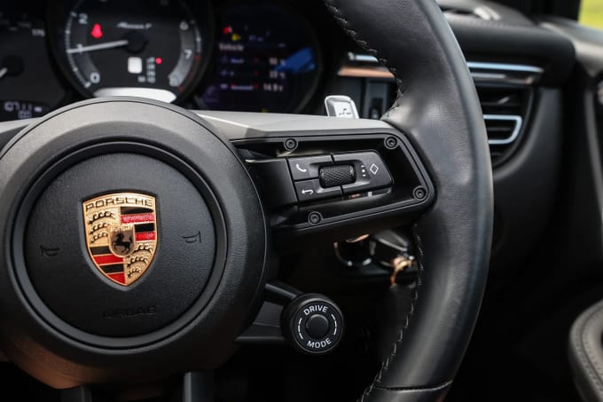 2023 Porsche Macan