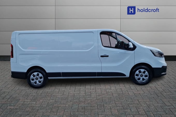 2025 Renault Trafic
