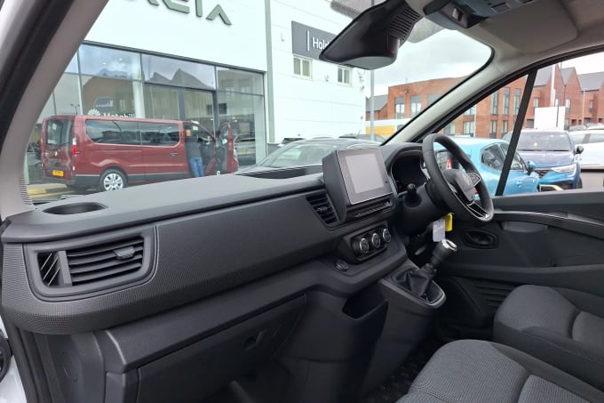2025 Renault Trafic