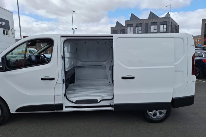 2025 Renault Trafic