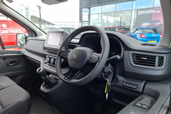 2025 Renault Trafic