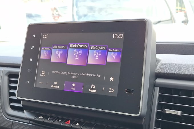 2025 Renault Trafic