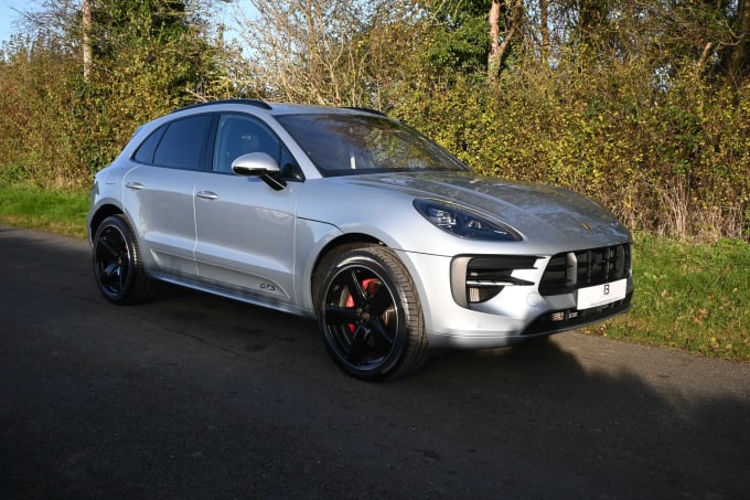 2020 Porsche Macan