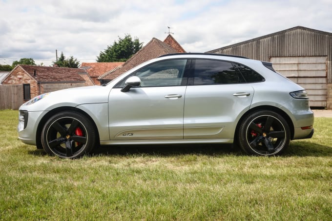 2020 Porsche Macan