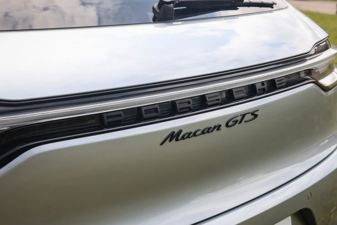 2020 Porsche Macan