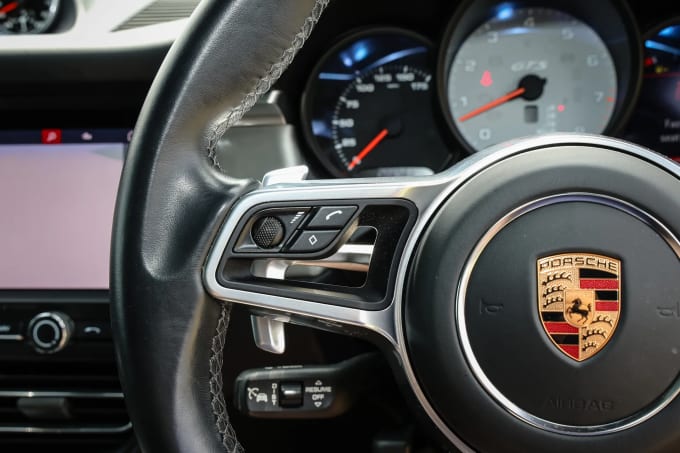2020 Porsche Macan
