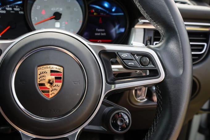 2020 Porsche Macan