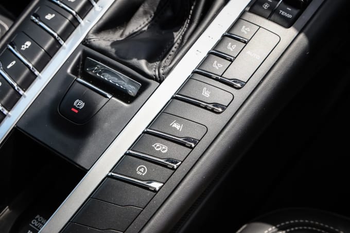2020 Porsche Macan