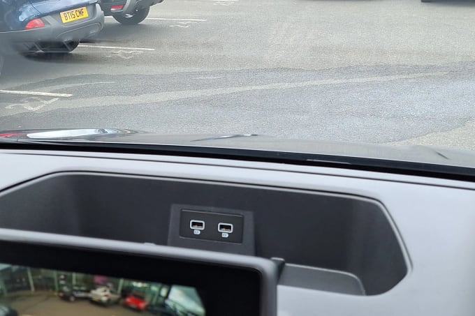 2025 Renault Trafic