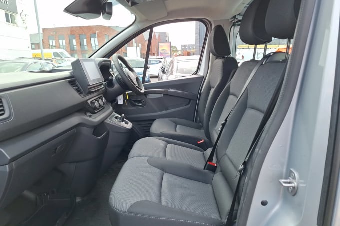 2025 Renault Trafic