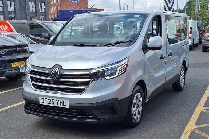2025 Renault Trafic