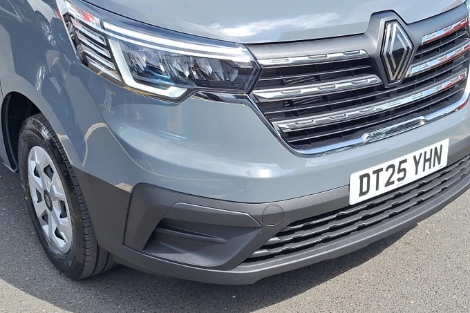 2025 Renault Trafic