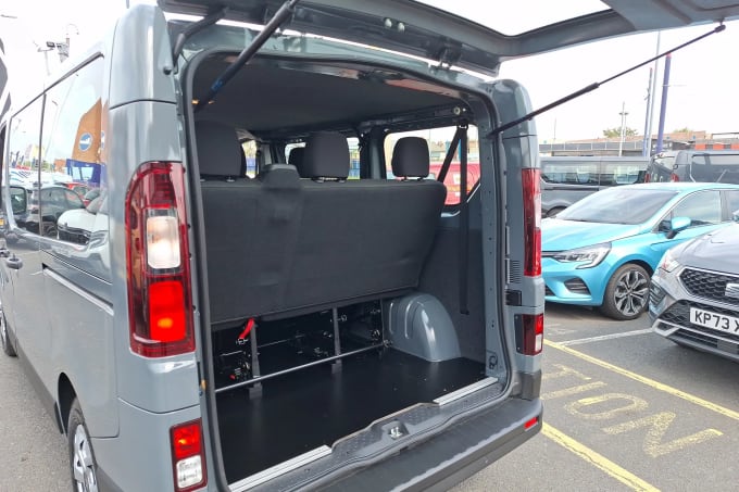 2025 Renault Trafic