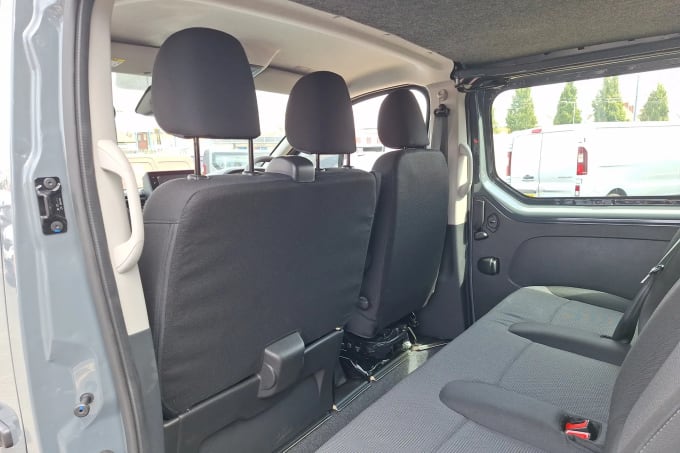 2025 Renault Trafic