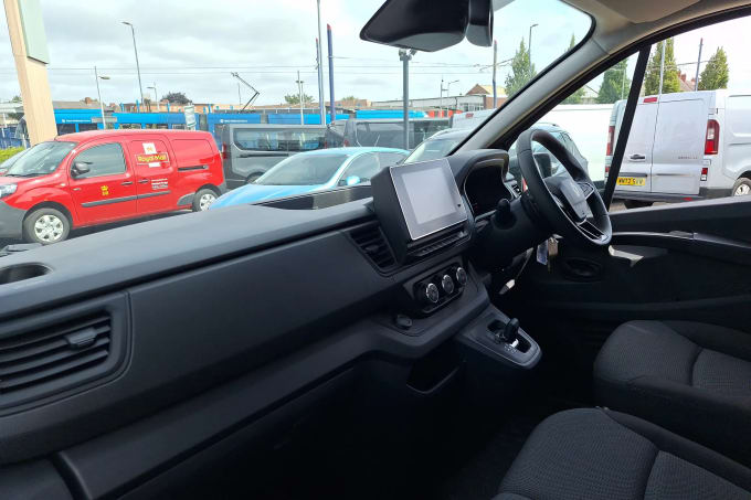 2025 Renault Trafic