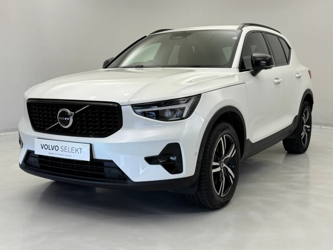 2023 Volvo Xc40