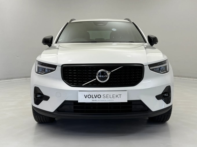 2023 Volvo Xc40