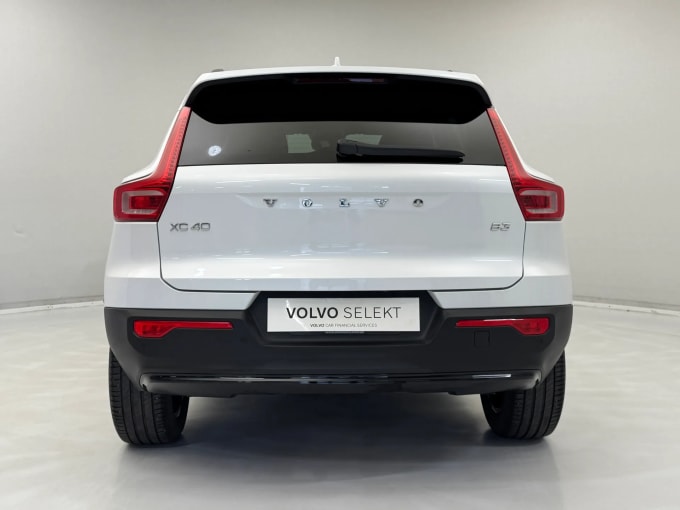 2023 Volvo Xc40