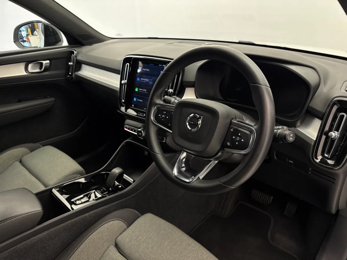 2023 Volvo Xc40