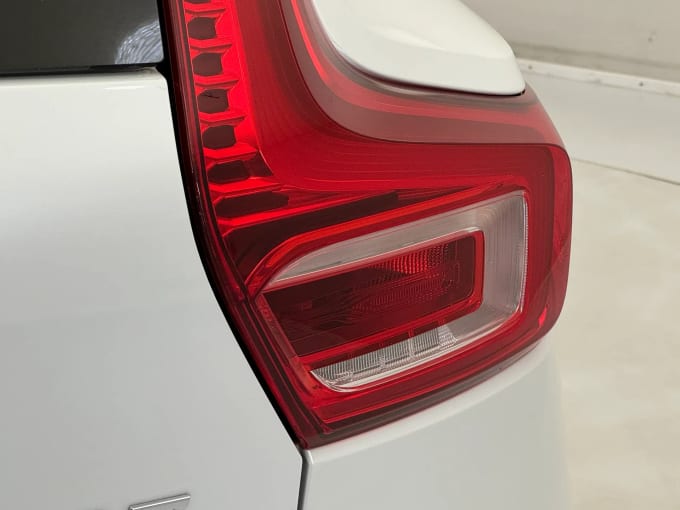 2023 Volvo Xc40