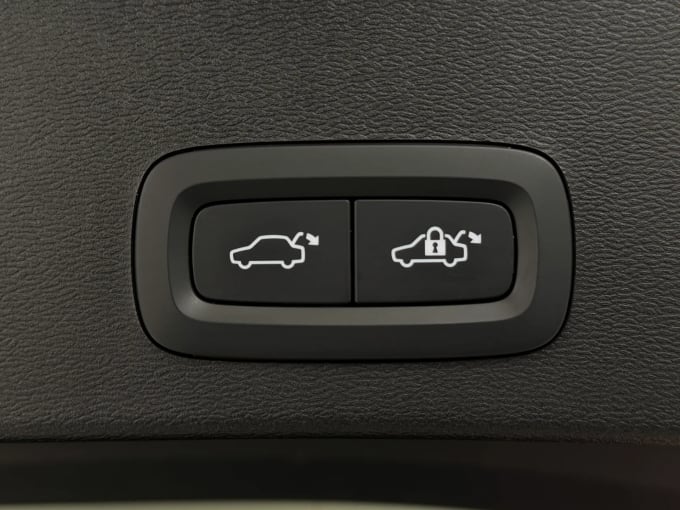 2023 Volvo Xc40