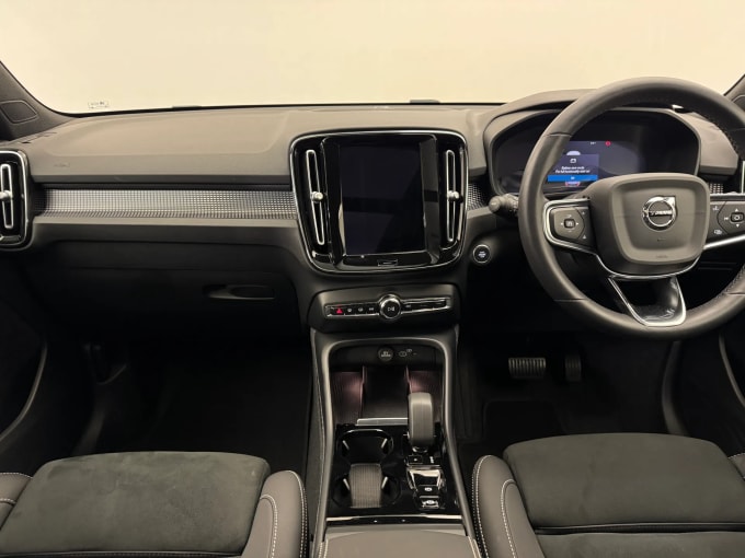 2023 Volvo Xc40