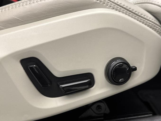 2022 Volvo Xc60