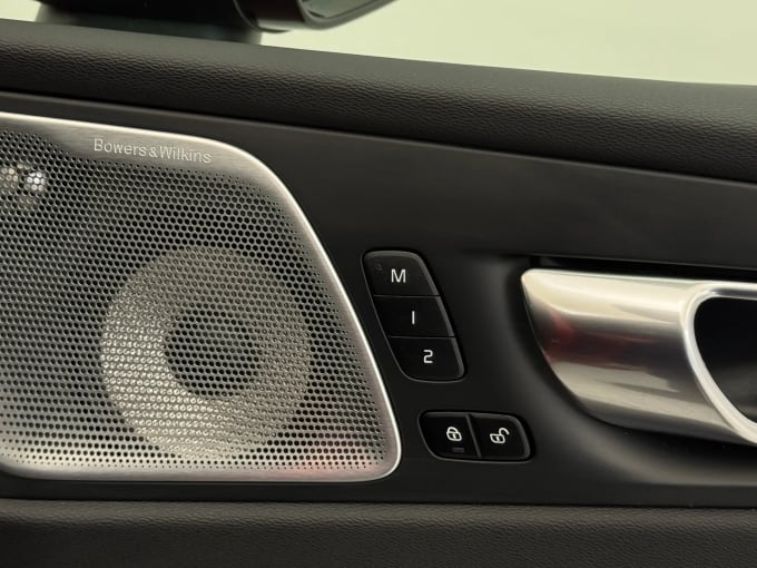 2024 Volvo Xc60