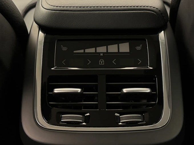 2024 Volvo Xc60