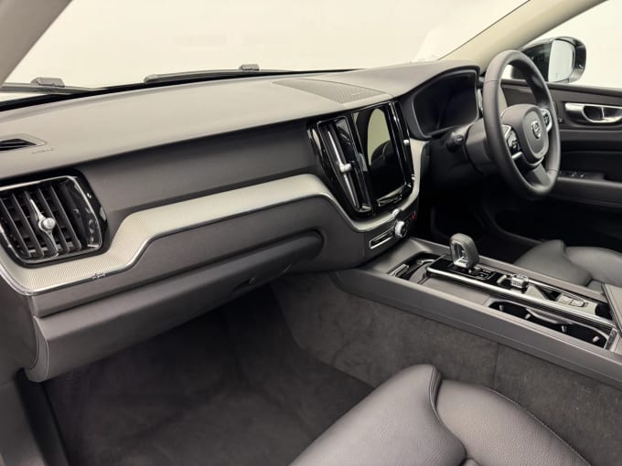 2024 Volvo Xc60
