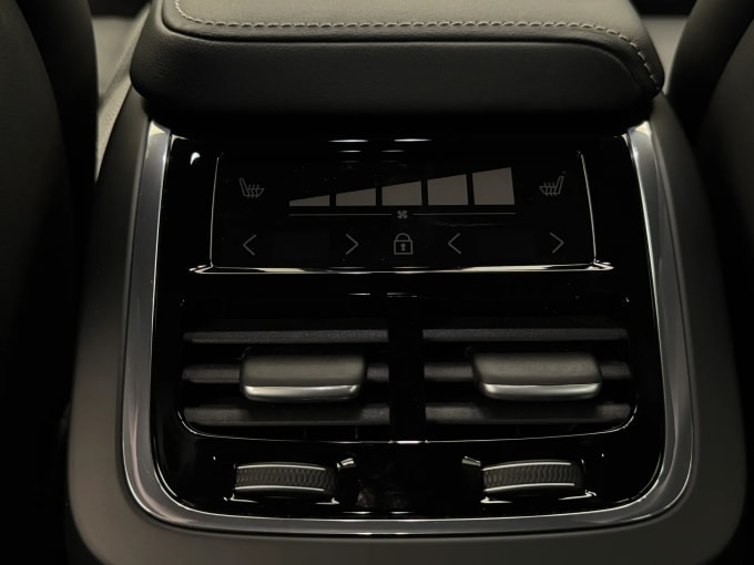 2024 Volvo Xc60