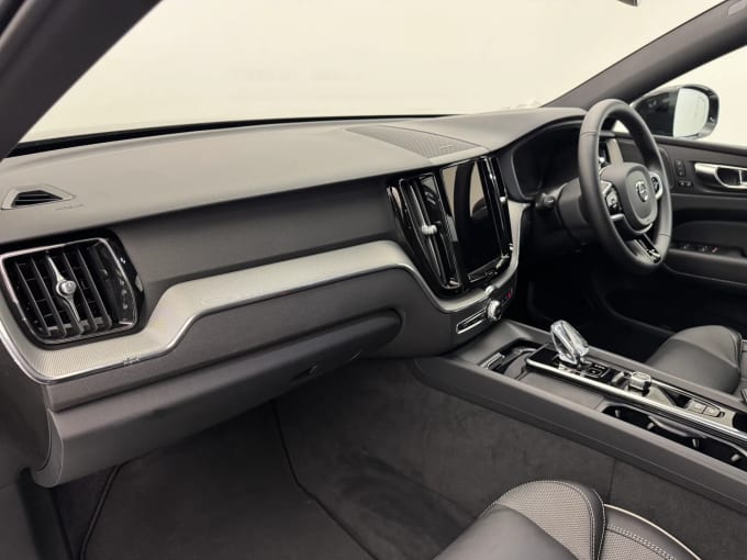 2024 Volvo Xc60