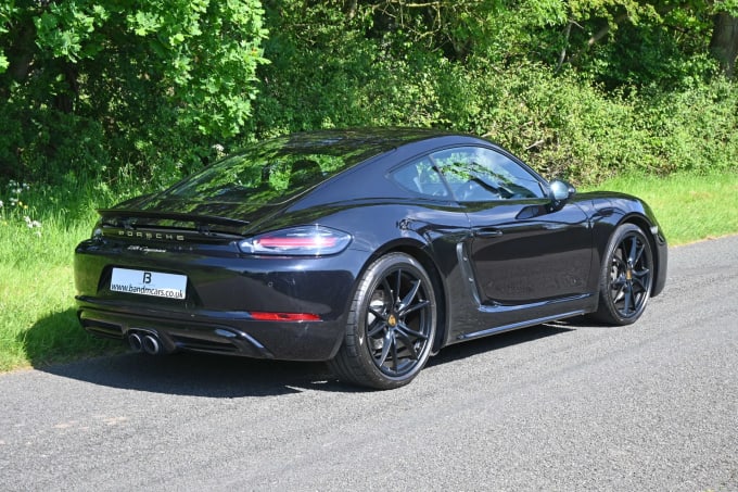 2019 Porsche Cayman