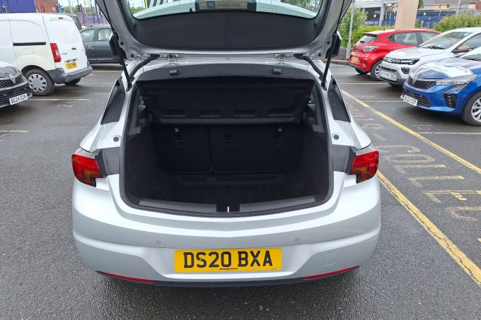 2020 Vauxhall Astra
